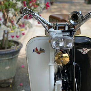 Mobylette AV42 cực độc