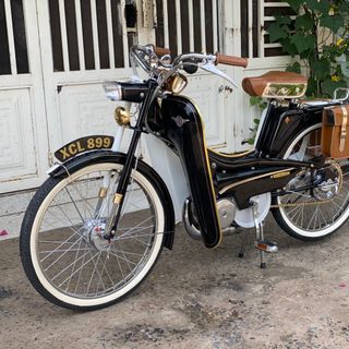Mobylette AV42 cực độc