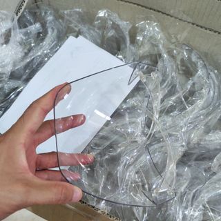 KÍNH BẢO HỘ PHÒNG CHỐNG DỊCH COVID- HÀNG VIỆT NAM LOẠI CỨNG, bao , Sẵn kho. lLH giá tốt nhất