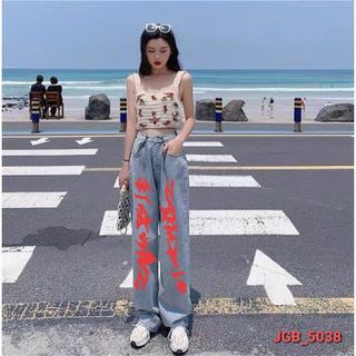 Quần Jean Baggy Nữ Kiểu Ống Suông Đai Móc Khóa in Chữ Siêu HOT sàn