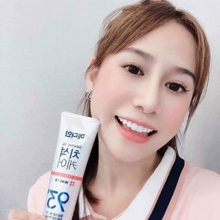 Kem Đánh Răng 93%