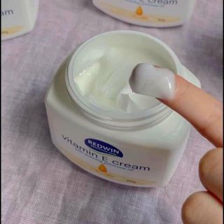 Kem E úc giá sỉ