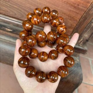 Sỉ vòng tay gỗ sưa đỏ