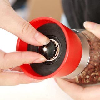 Dụng Cụ Xay Tiêu Cầm Tay