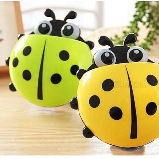 Bọ Dán Tường Cắm Bàn Chải