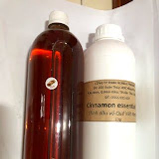 Tinh dầu Quế ORHE chai 1000mL