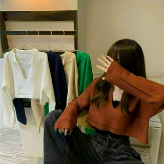 Áo croptop cổ V thun gân tay dài mẫu bán chạy