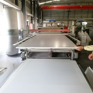 Tìm đại lý phân phối gỗ ván nhựa PVC Trung Quốc