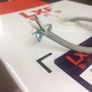 Cable Lan Cat5E UTP LXF XÁM 305M Chia Lõi Bọc Chống Nhiễu (BH 06 Tháng)