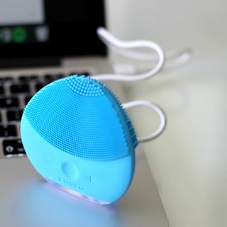 Máy rửa mặt Foreo Luna Mini 2