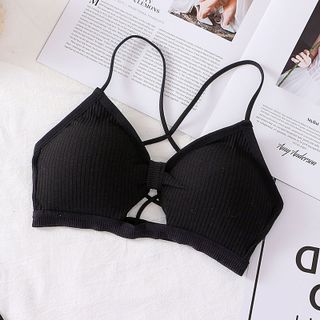 Áo Lót/ Áo Bra Đan Dây Chéo Có Đệm Nâng Đẩy Ngực Thoáng Mát
