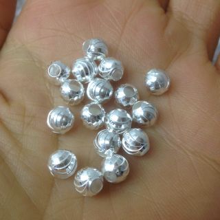 Bi bạc xâu vòng tay 6 li