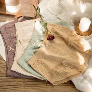 Quần lót cotton kháng khuẩn viền ren