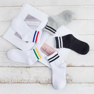 Tất / Vớ Nam Nữ Cổ Cao Vintage Kẻ Sọc màu Trắng Đen Xanh Đỏ Vàng phong cách Hàn Quốc