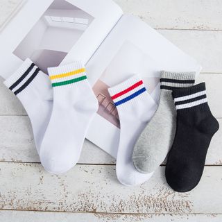 Tất / Vớ Nam Nữ Cổ Cao Vintage Kẻ Sọc màu Trắng Đen Xanh Đỏ Vàng phong cách Hàn Quốc