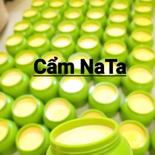 Kem body Ngày đêm hộp màu xanh lá cây