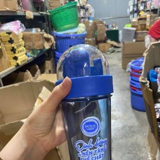 Cốc nước hàng Km. #Dutch_lady siêu đẹp