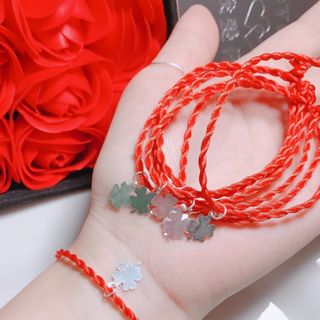 Vòng chỉ đỏ mix cỏ 4 lá bạc