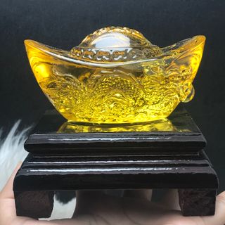 thỏi vàng lưu ly kèm đế gỗ
