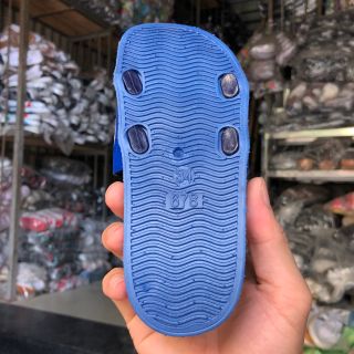Dép trẻ em bé trai Ben Ten 10, nhựa pvc dẻo không thấm nước giá rẻ