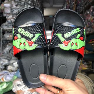 Dép trẻ em bé trai siêu nhận người nhện spider man, xốp eva siêu nhẹ không thấm nước 180 giá rẻ