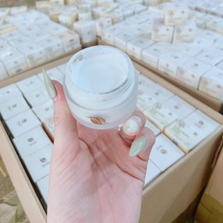 Kem Collagen Sữa Non