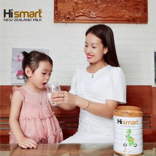 Sữa bột công thức Hismart lon số 01 cho bé dưới 6 tháng tuổi.