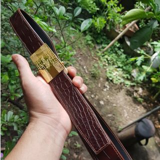 Dây lưng cá sấu pháp