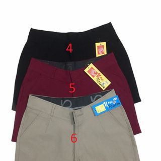 Quần đùi nữ kaki có giãn, chiều dài 35cm