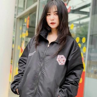 Áo khoác dù kiểu cổ bẻ logo in độc lạ, trẻ trung