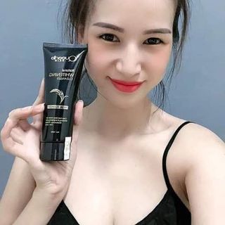 SỮA RỬA MẶT MẦM GẠO QUEENIE SKIN