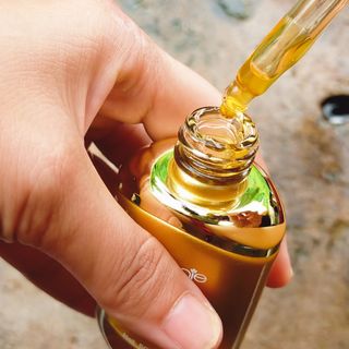 KEM TRỊ MỤN GEL ONG