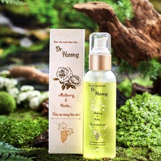 Sữa rửa mặt dược liệu Dr Hương