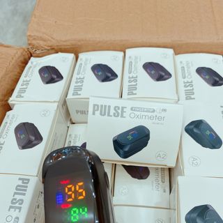 MÁY ĐO NỒNG ĐỘ OXY TRONG MÁU VÀ NHỊP TIM A2