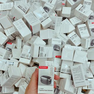 MÁY ĐO NỒNG ĐỘ OXY VÀ NHỊP TIM AD901