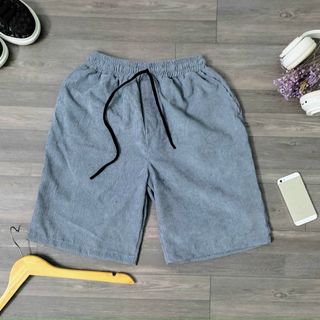 Quần nhung lửng có túi sau phong cách cá tính