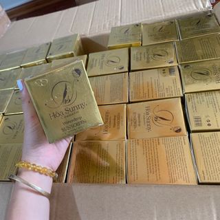 Kem chống nắng Hòa Sunny Waterdrop Sunscreen (SPF 50+++)