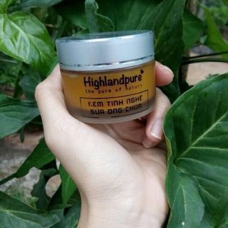 Kem Tinh Nghệ Sữa Ong Chúa Tây Nguyên Cao Cấp- Thương Hiệu HighlandPure- Lọ Thủy Tinh 90gr