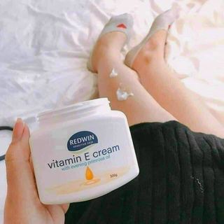 Kem dưỡng thể Vitamin E Úc