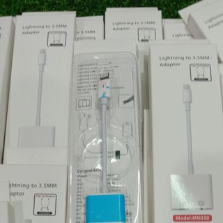 Jack chuyển iPhone vừa sạc vữa cắm tai nghe