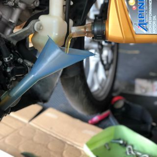 NHỚT ALPINE RACING 10W40 1L NHẬP KHẨU TỪ GERMANY ( ĐỨC )