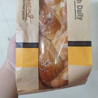 Bánh mỳ hoa cúc
