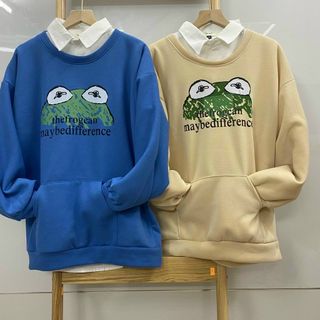 Áo sweater in đầu ếch dễ thương