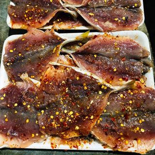 Cá Chỉ Vàng Một Nắng Tẩm Gia Vị, size 1kg/2 khay