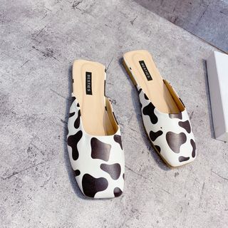 Dép sục bò sữa