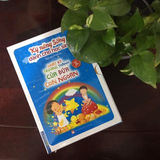 Combo hộp 10 cuốn nhật ký trưởng thành của đứa con ngoan