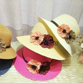 mũ cói bán siêu thị