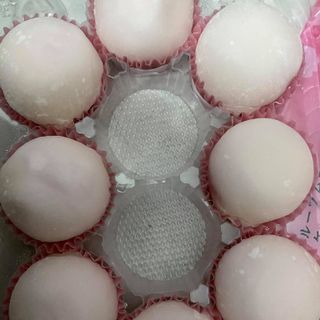 Bánh Tuyết Thiên Sứ ( Bình Vinh 4 vị. Dâu, thơm, môn, dừa)