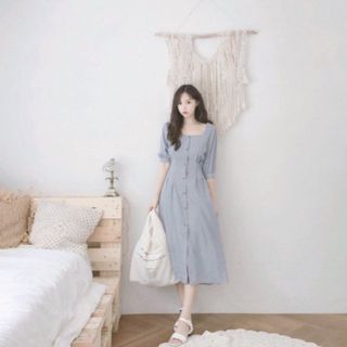 ĐẦM XÁM CỔ VUÔNG TAY LỠ