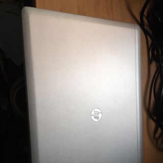 Laptop HP 9740 renew ( Core i5 , 4GB, Ssd 120gb, 14 inch )